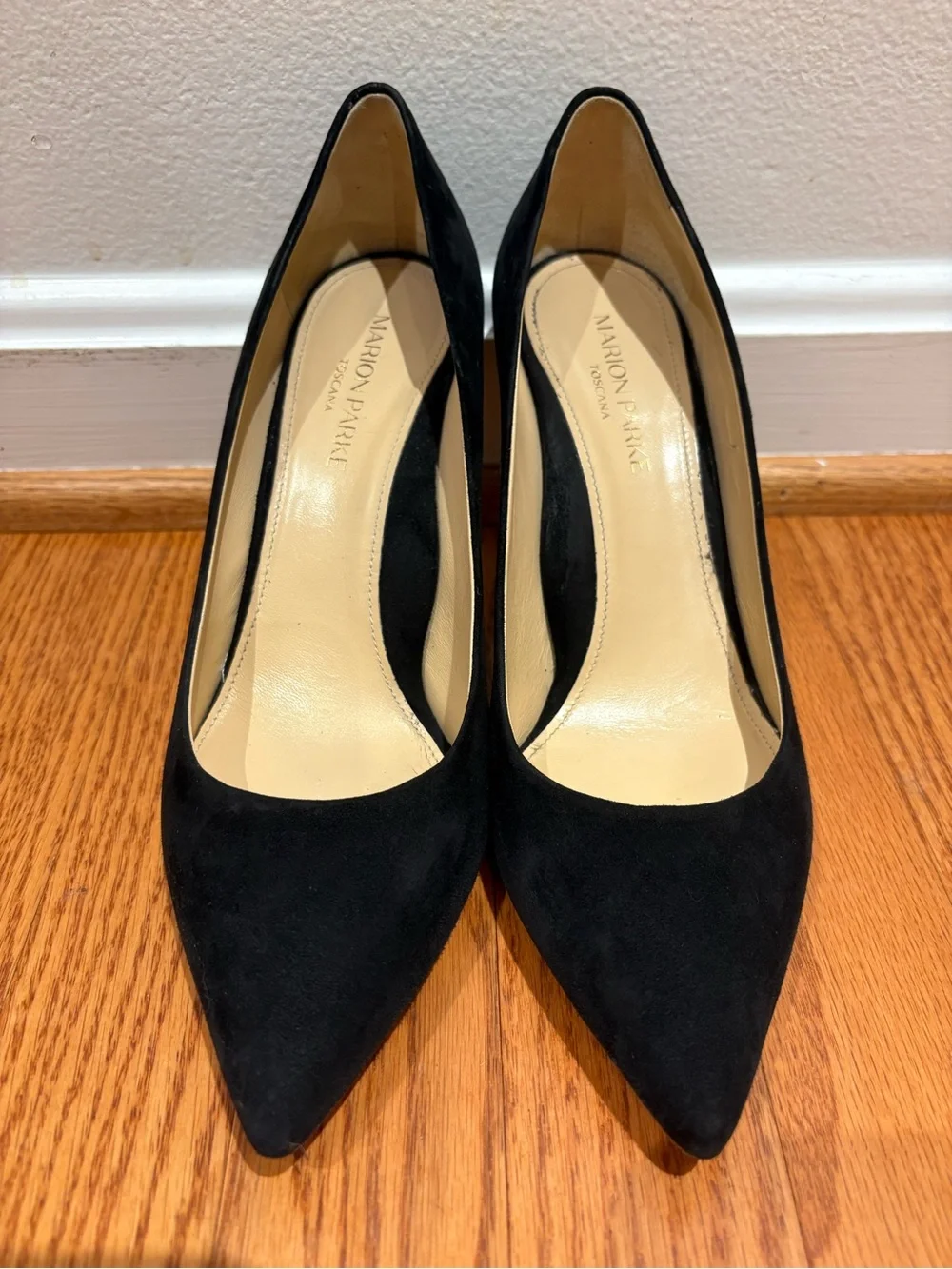 MARION PARKE Black Suede 85 Classic Pointed Toe Pump Women's 39/US 9